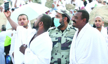 Smartphones, social media transforming Hajj experience