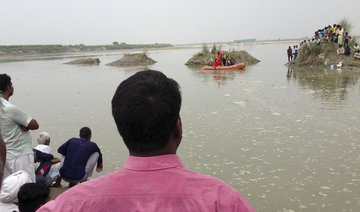 At least 20 dead as boat capsizes in India