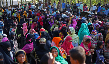 Bangladesh says Rohingya outflow “untenable,” seeks solution