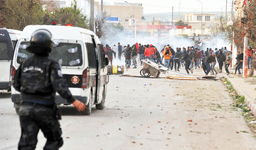 Violence over price hike jolts Tunisia