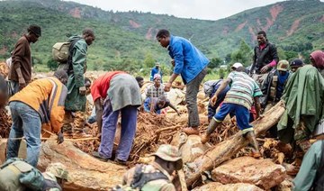 Over 1,000 feared dead after cyclone slams into Mozambique