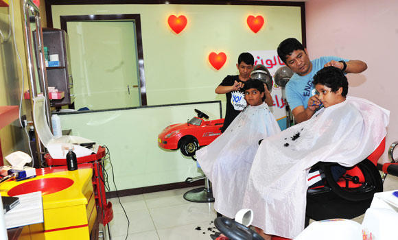 10 no-haircut days leave barbers ‘sacrificing’ 50% business