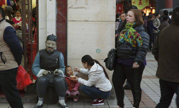 China abolishes 1-child policy, allow 2 children