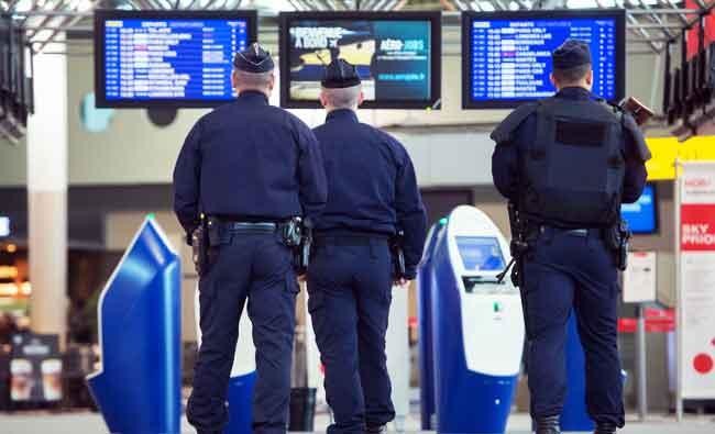 2 charged over arms supply to French airport attacker