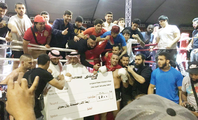 Moroccan fighter wins World Champion Kickboxing Challenge in Riyadh