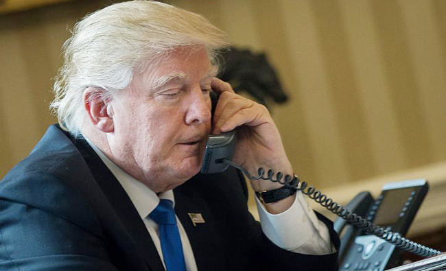 Trump’s cellphone diplomacy raises security concerns