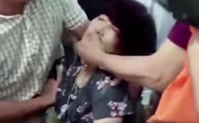 Watch: Woman faints after dropping and breaking $30,000 jade bracelet