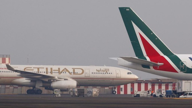 Abu Dhabi’s Etihad submits non-binding offer for ailing Alitalia