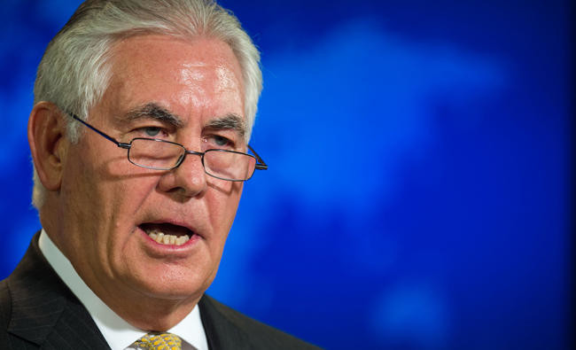 Tillerson sends senior envoys to handle Qatar crisis