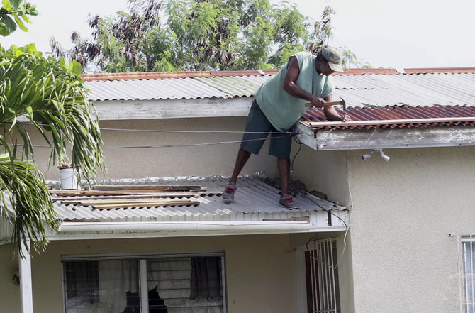 Mighty Hurricane Irma makes landfall in Caribbean island of Barbuda