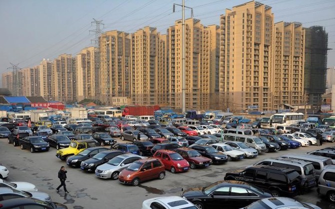 China studying when to ban sales of traditional fuel cars