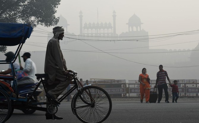 India to spray New Delhi from on high to combat toxic smog