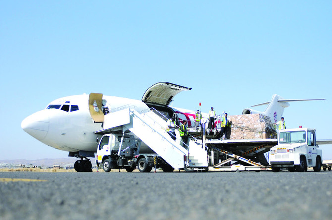 UN aid workers return to Yemen on flights to Sanaa