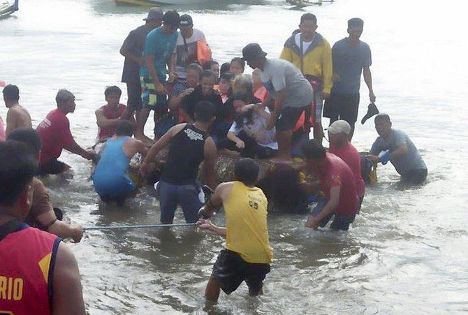 4 dead, 30 missing after passenger vessel capsizes in Philippines