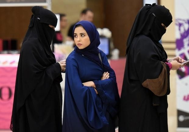 General Court in Riyadh retracts ban on unveiled women