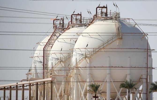 With new gas deals, Egypt closes in on energy hub goal