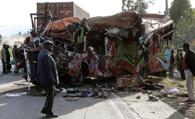 36 dead in central Kenya bus crash