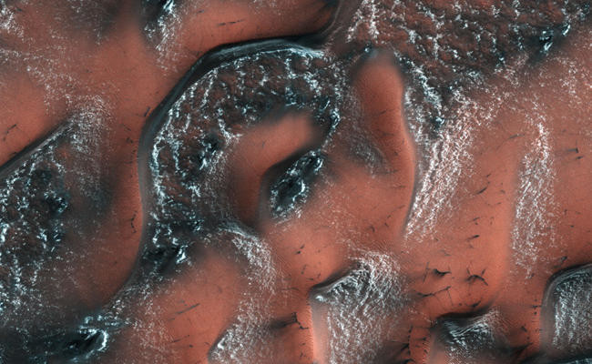 Deep, buried glaciers spotted on Mars