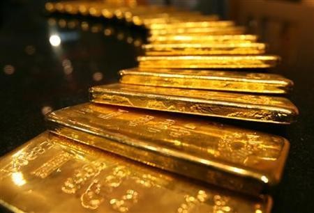 Gold rebounds from low as dollar weakens