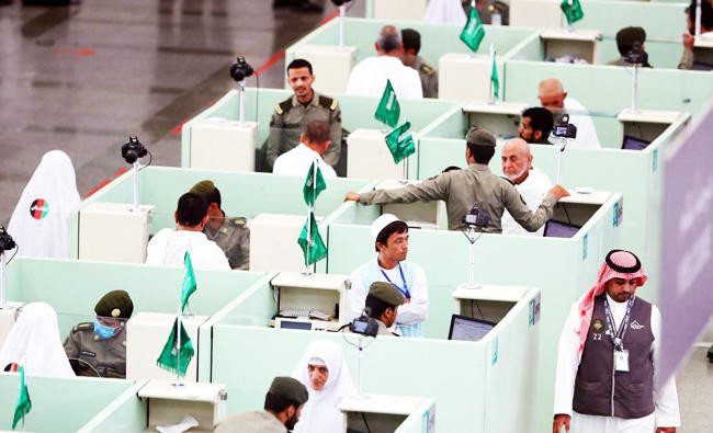 Over 100,000 Saudi women apply for 140 passport control jobs