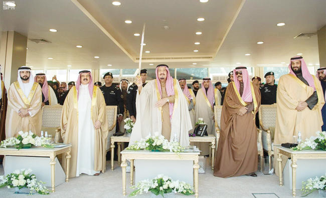 King Salman patronizes historic camel festival