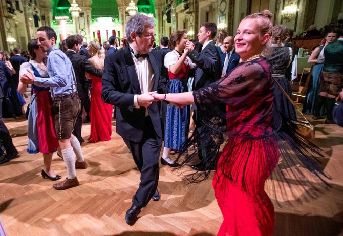 Hail a partner: Vienna ‘taxi dancers’ waltz in for ball season