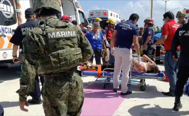 Ferry explosion injures 25 in Playa del Carmen, Mexico