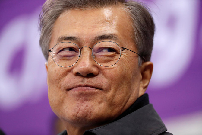 South Korea’s Moon plans to send envoy to North Korea soon