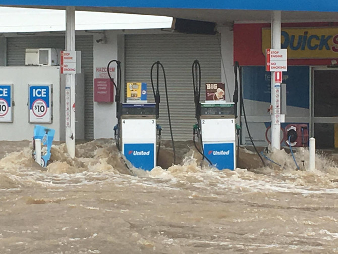 Crocodiles latest danger for Australian flood towns