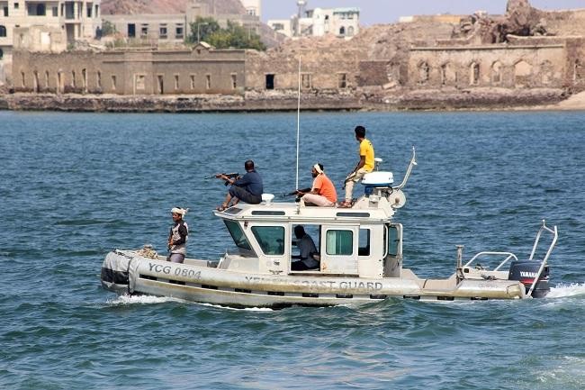 Yemeni army foils Houthi militia naval attack