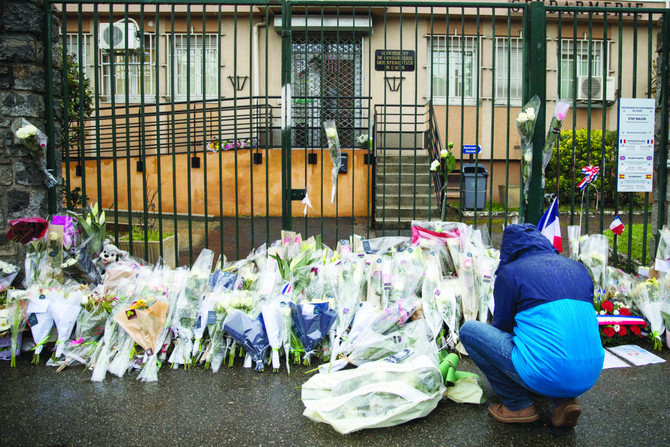 France pays tribute to victims of militants attack